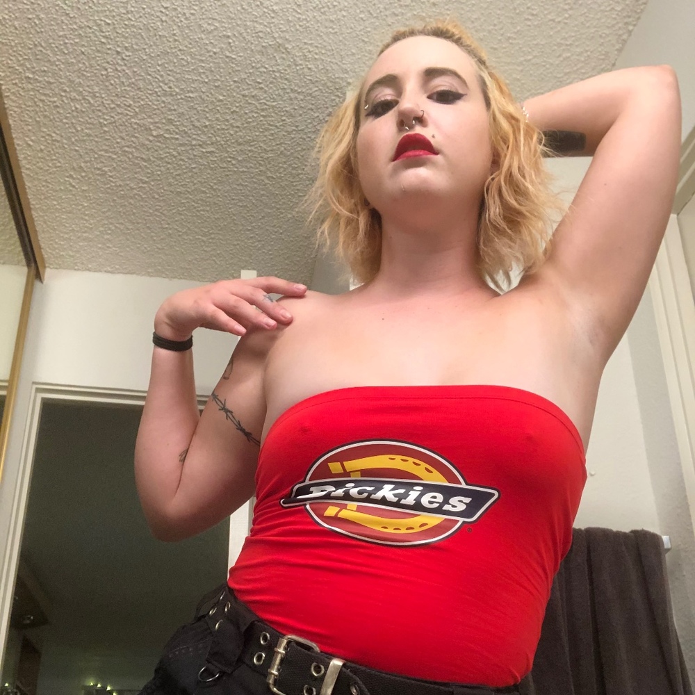 Meet your Posher, Quinn